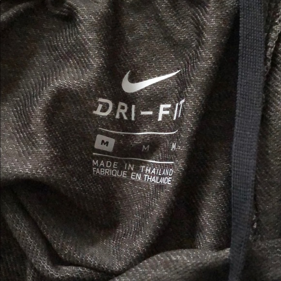 Nike shorts - Picture 2 of 3